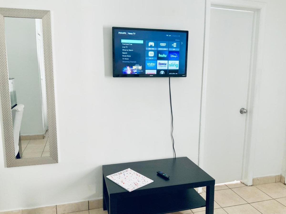 Hollywood Private Apartments Luaran gambar