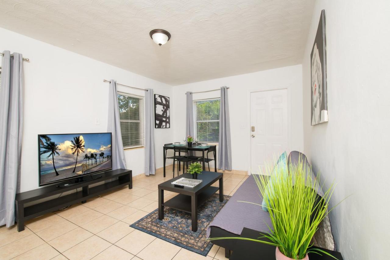 Hollywood Private Apartments Luaran gambar